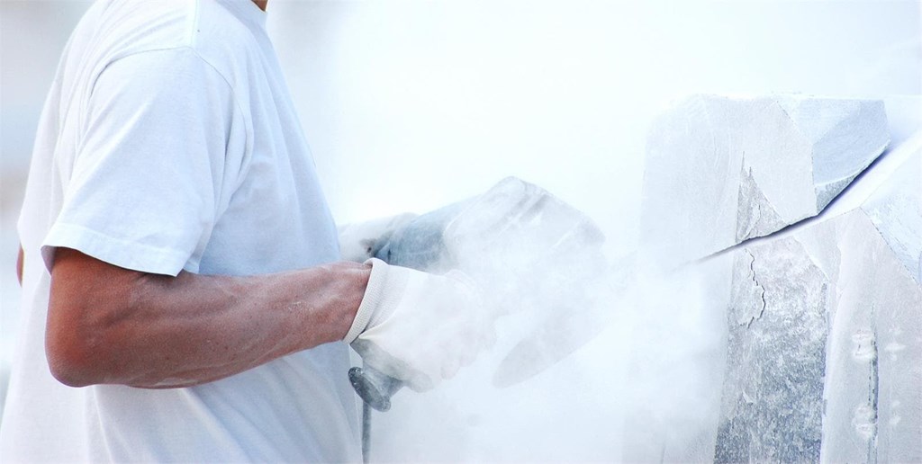 Prevención ante el polvo de sílice: la mejor solución para los marmolistas